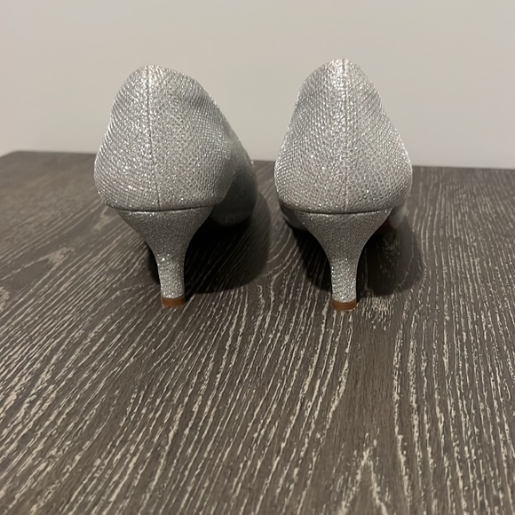 Sparkling Silver Heels - Picture 3 of 3